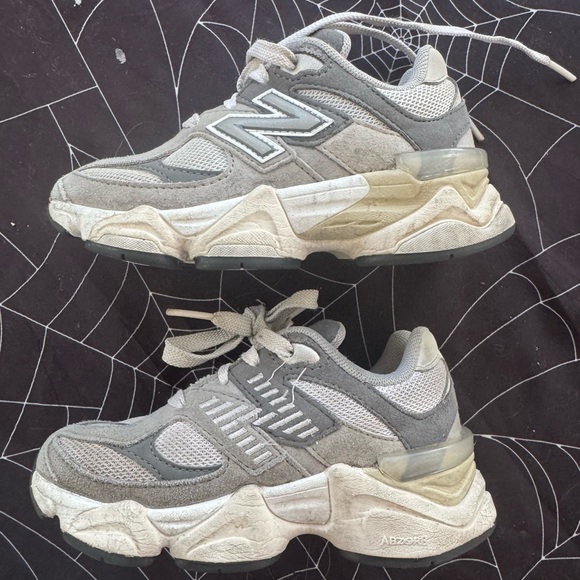 New Balance 9060’s—-toddler - Picture 2 of 4